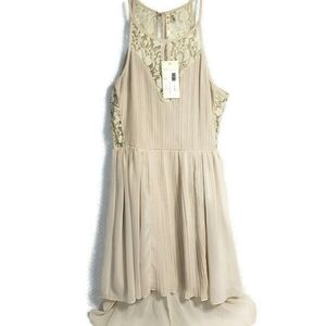 Lovepoint Lacey Cream White High Neck Pleated Sleeveless Hi-Low Dress Medium